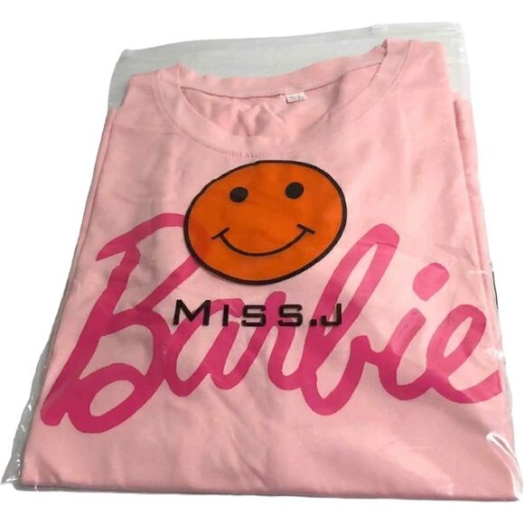 Barbie Pink Fuchsia Name Plate Short Sleeve T- Shirt - Picture 7 of 7